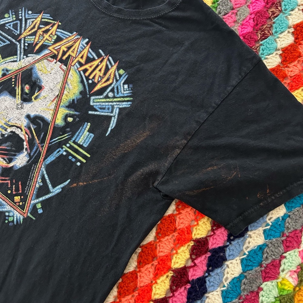 2010s Def Leppard Hysteria Album Graphic Band Tee Unisex Glam Metal Rock… - Picture 10 of 12